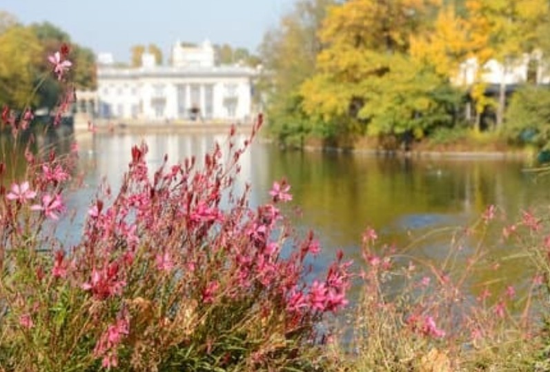 Екскурзии и почивки до Паркът на Кралските бани