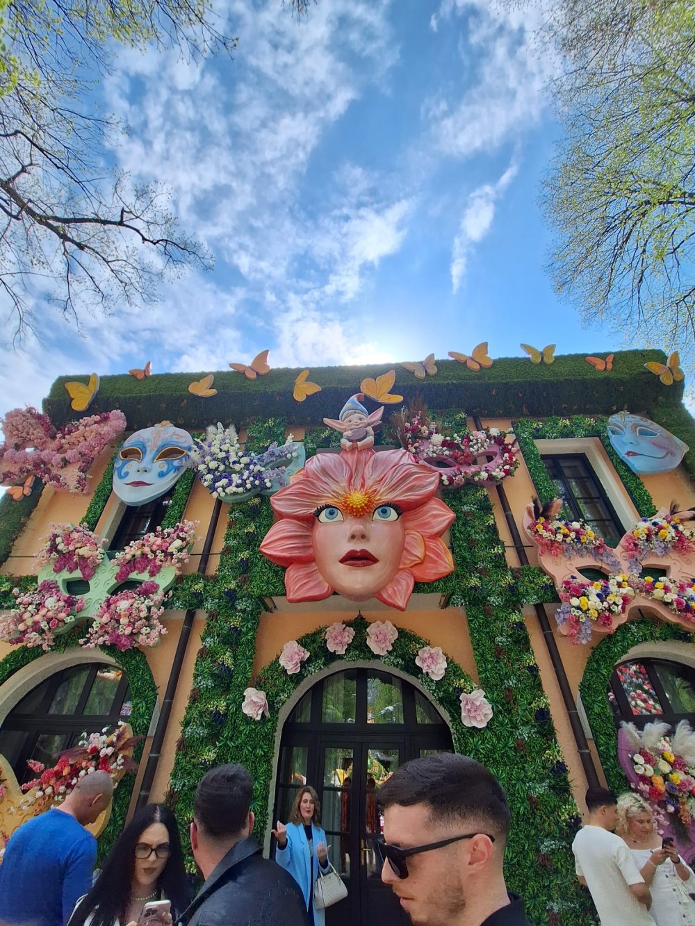 Пролетна магия в Крайова  - снимка 3