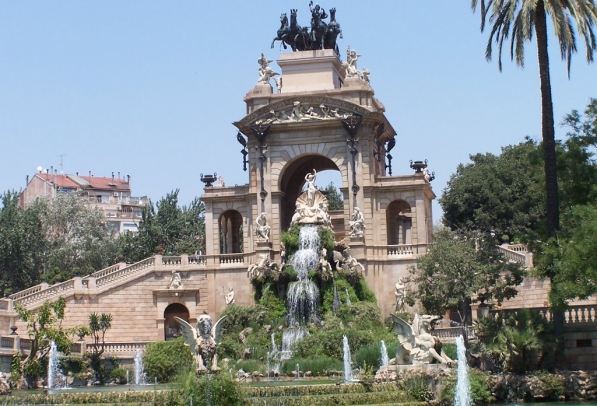 БАРСЕЛОНА 2025 - СЪС САМОЛЕТ И ЕКСКУРЗОВОД НА 
БЪЛГАРСКИ - снимка 5