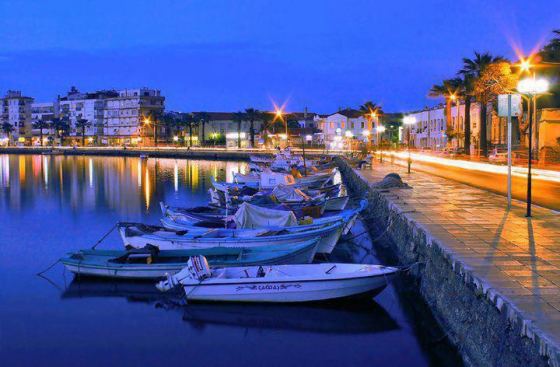 Почивка в Айвалък 2026: Автобусна програма със 7 нощувки ...